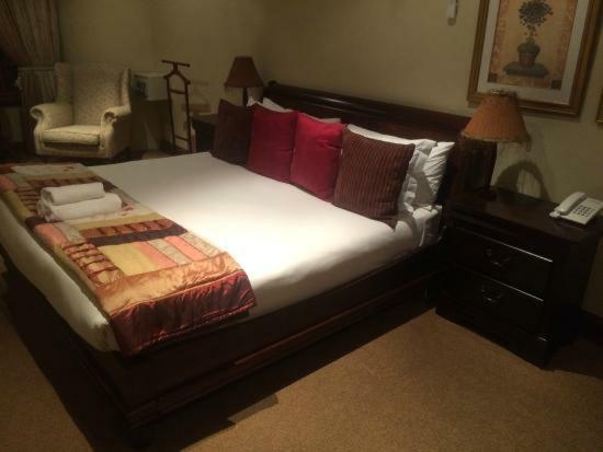Ilanga Estate Hotel Bloemfontein Ngoại thất bức ảnh
